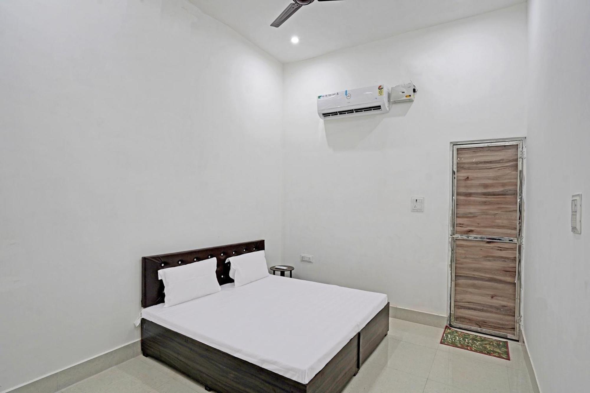 Hotel O Sky Touch Hotel Baghpat Exterior photo