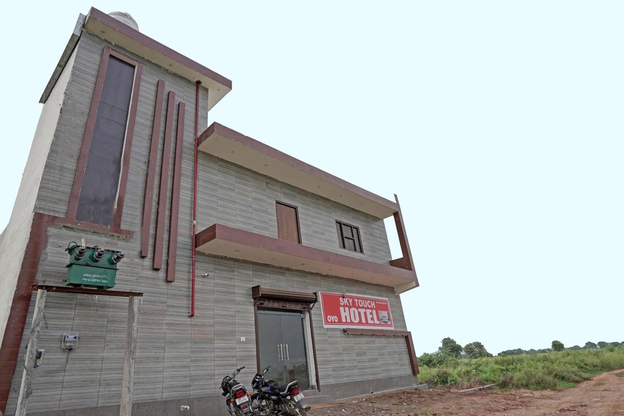 Hotel O Sky Touch Hotel Baghpat Exterior photo